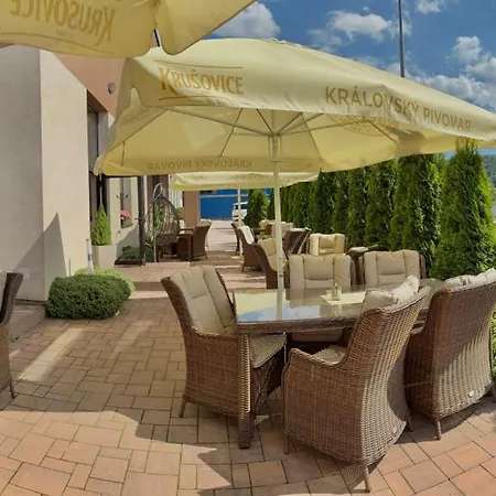 Hotel Royal M Sabinov
