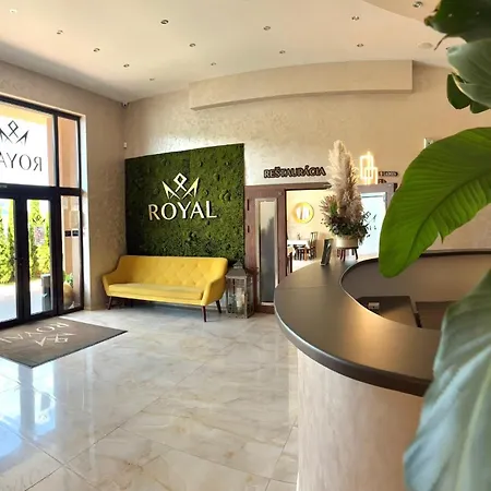Royal M Sabinov