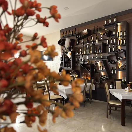 Royal M Hotel Sabinov